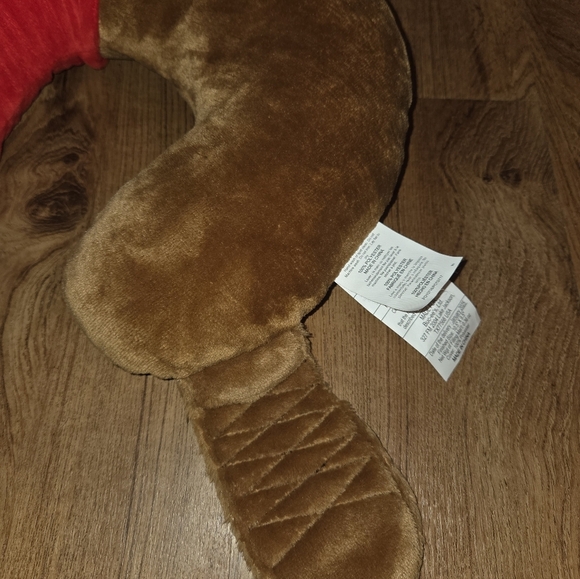 Buc-ee's Beaver Travel Neck Pillow Youth Neck Support Vacation Airplane Vehicle - Picture 3 of 6